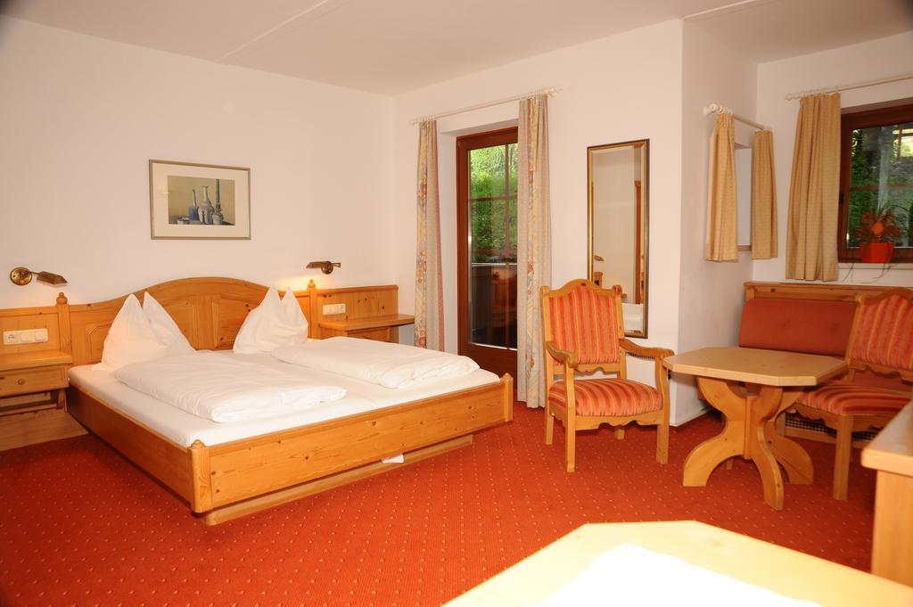 All Inclusive - Marco Polo Alpina Familien- & Sporthotel Maria Alm am Steinernen Meer Pokoj fotografie